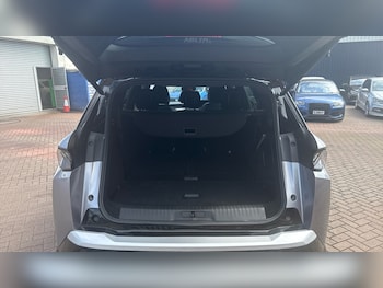 Used Peugeot 5008 2024 for sale - 78927473: Photo