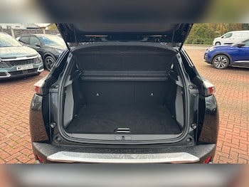 Used Peugeot 2008 2023 for sale - 76490434: Photo