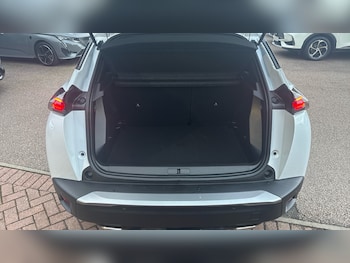 Used Peugeot 2008 2025 for sale - 77324360: Photo