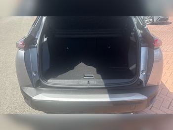 Used Peugeot 2008 2024 for sale - 79124763: Photo