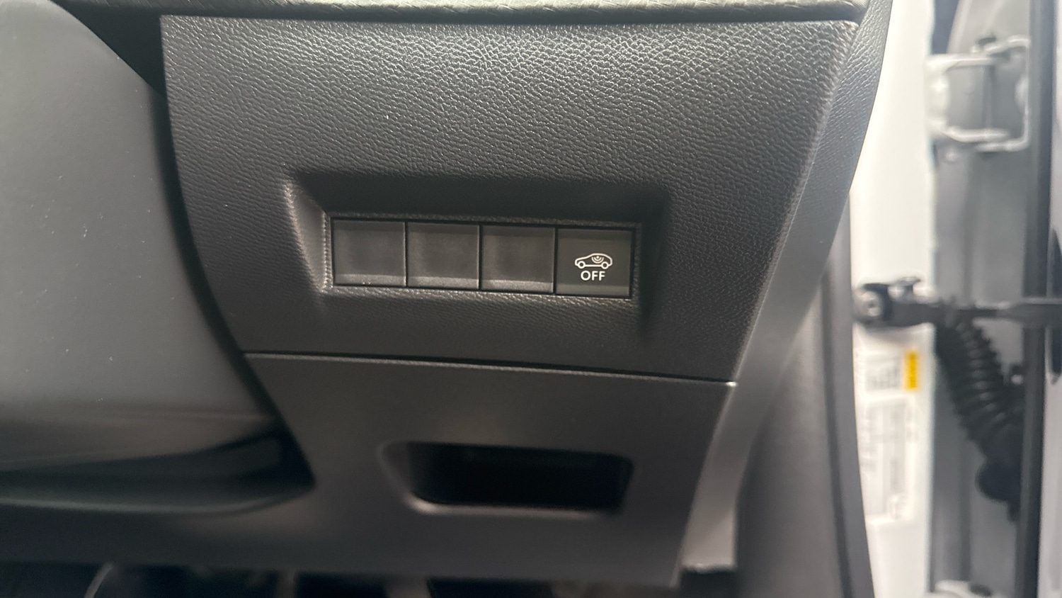 Used Peugeot 2008 2024 for sale - 76945766: Photo 31