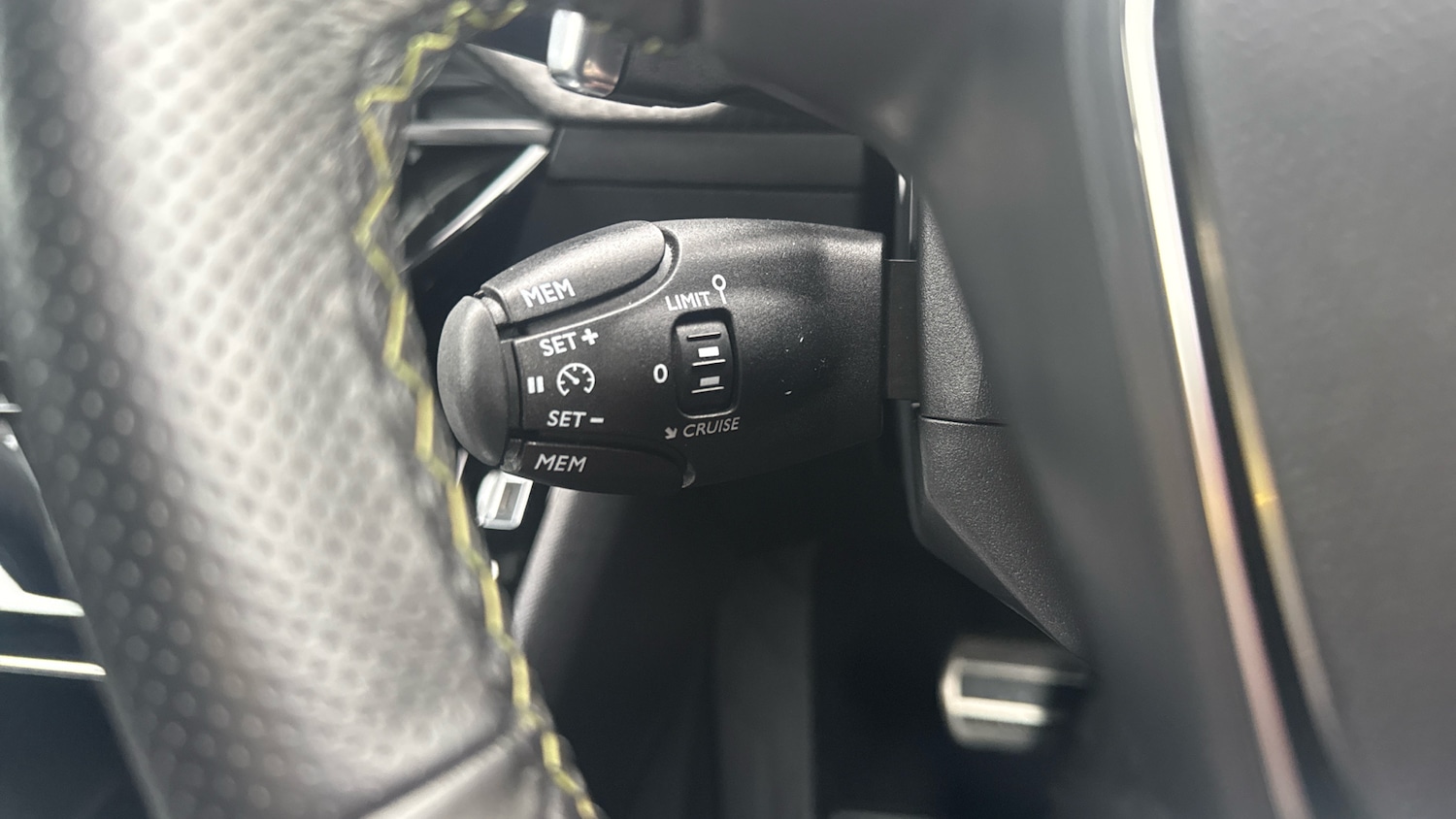 Used Peugeot 2008 2024 for sale - 76945766: Photo 37