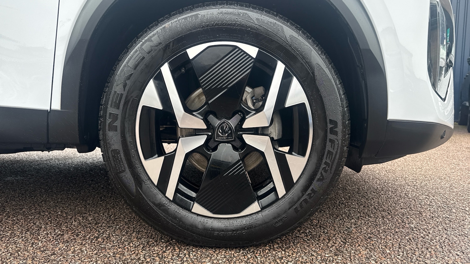 Used Peugeot 2008 2024 for sale - 76945766: Photo 7