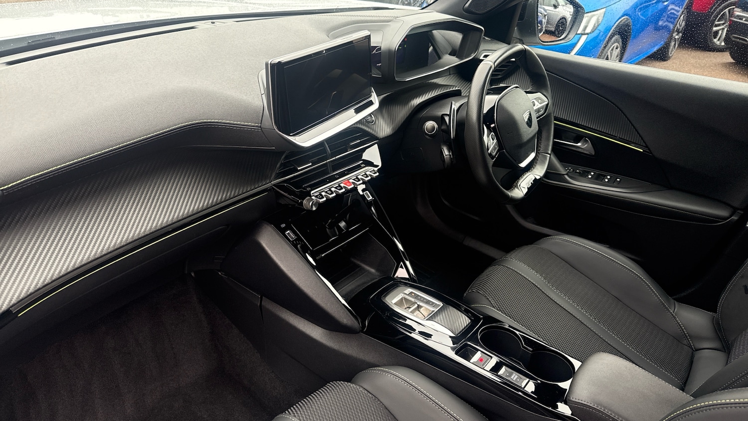 Used Peugeot 2008 2024 for sale - 76945766: Photo 9