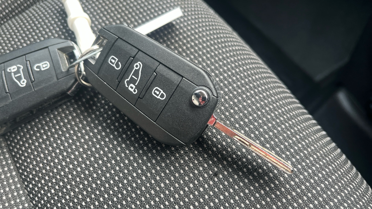 Used Peugeot Partner 2023 for sale - 76104636: Photo 20