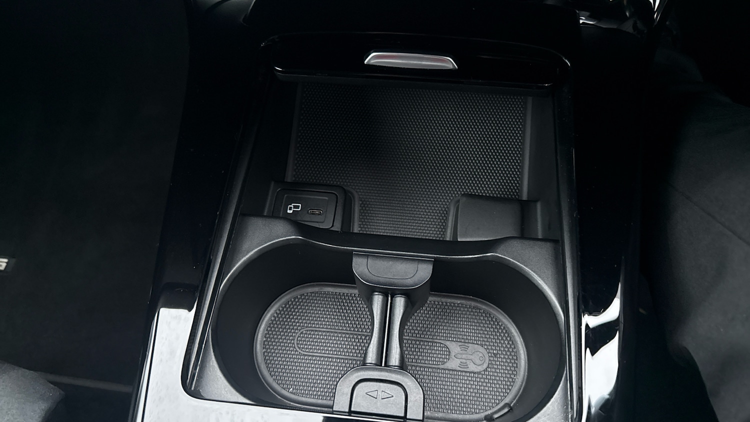 Used Mercedes-Benz A-Class 2020 for sale - 77449445: Photo 31