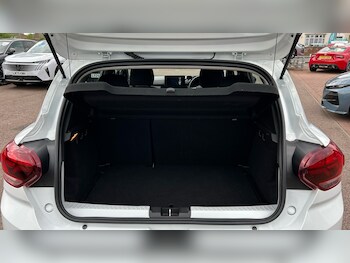 Used Dacia Sandero Stepway 2024 for sale - 78370770: Photo