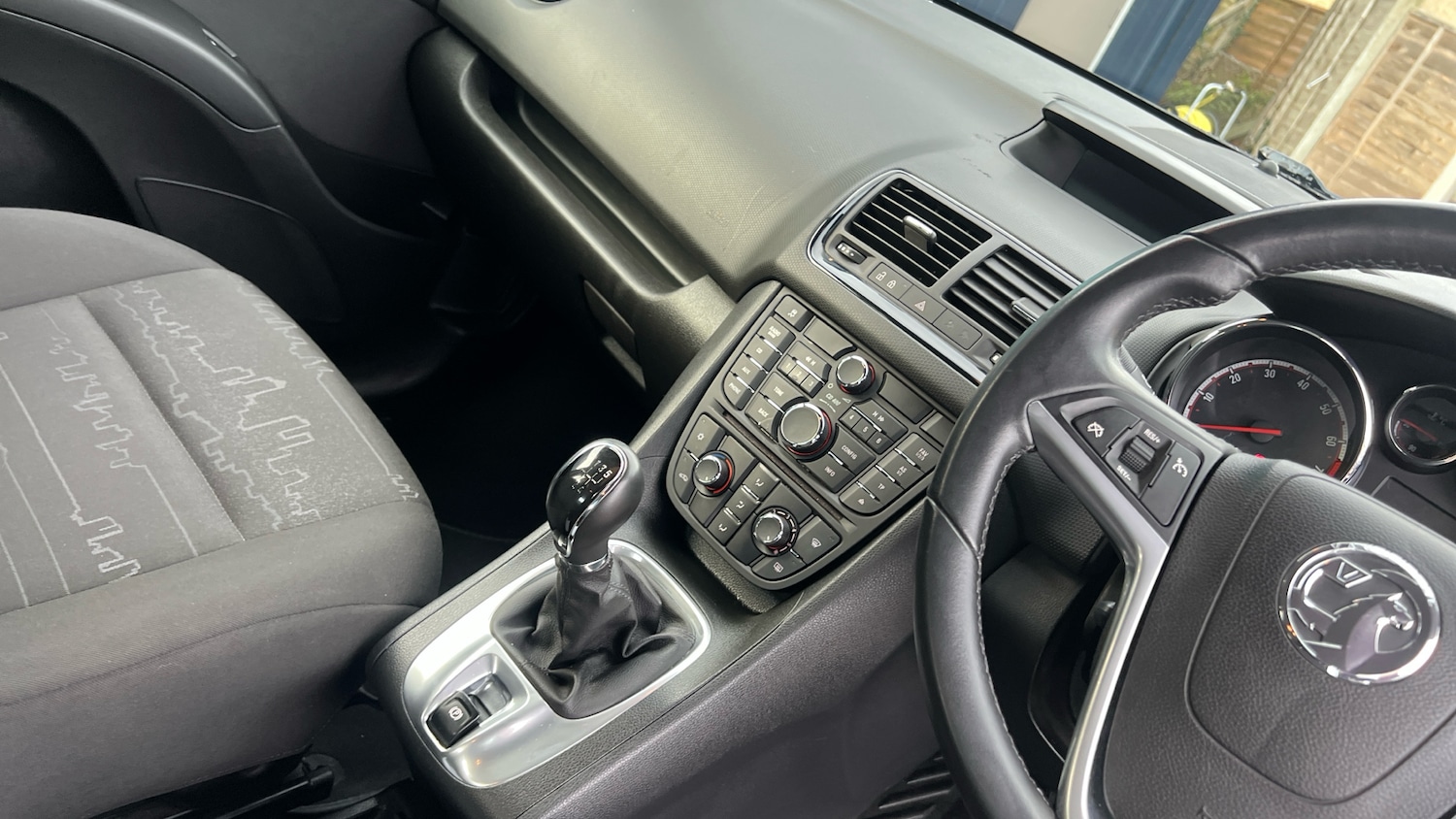 Used Vauxhall Meriva 2017 for sale - 77189099: Photo 14