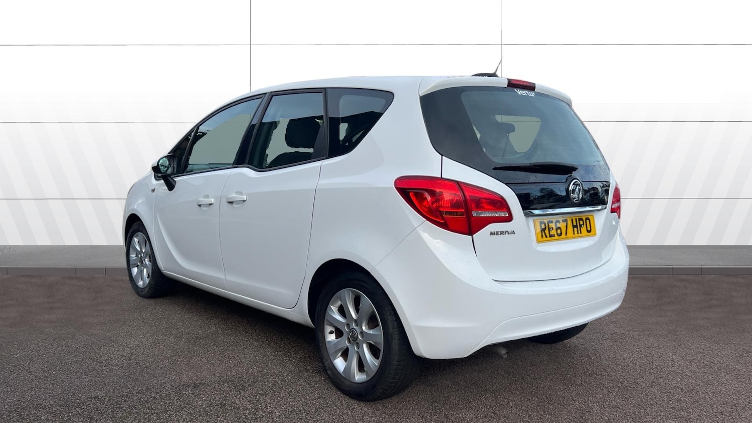 Used Vauxhall Meriva 2017 for sale - 77189099: Photo 2