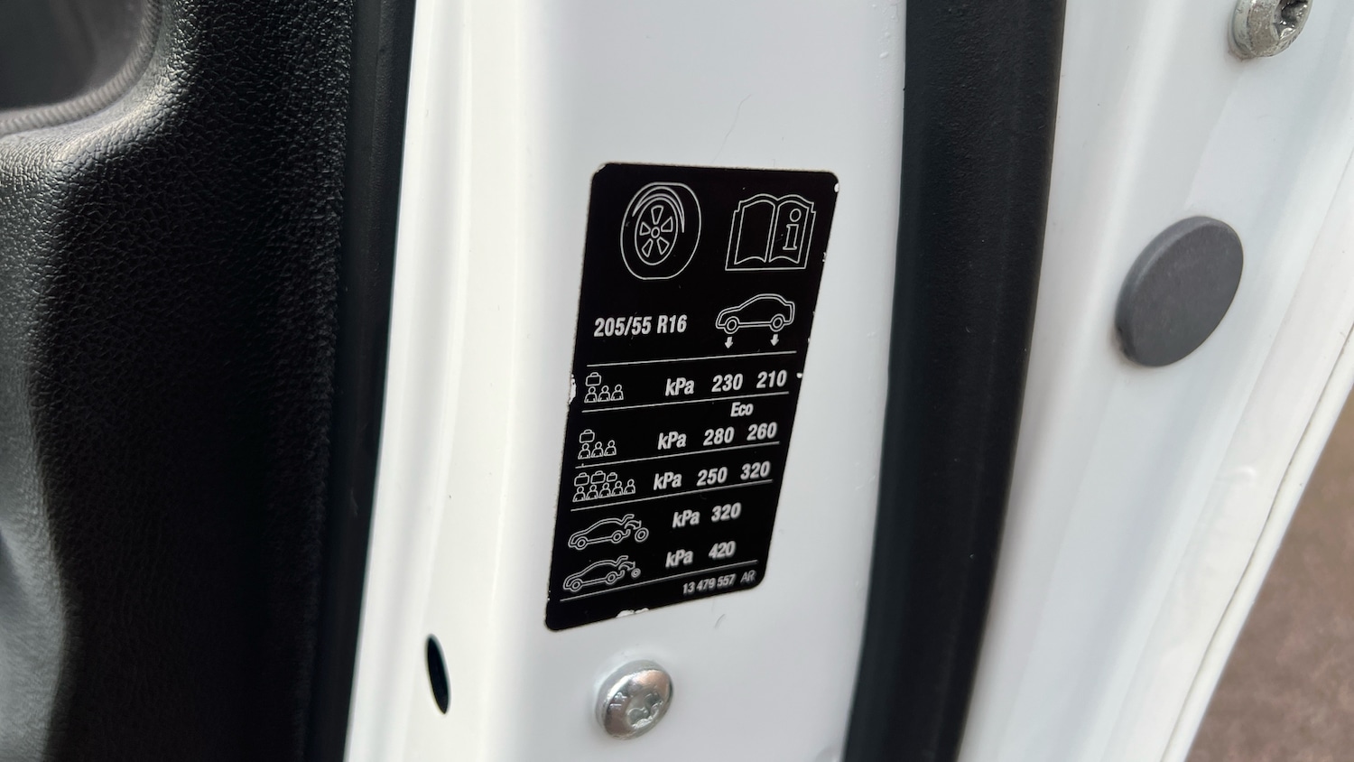 Used Vauxhall Meriva 2017 for sale - 77189099: Photo 22