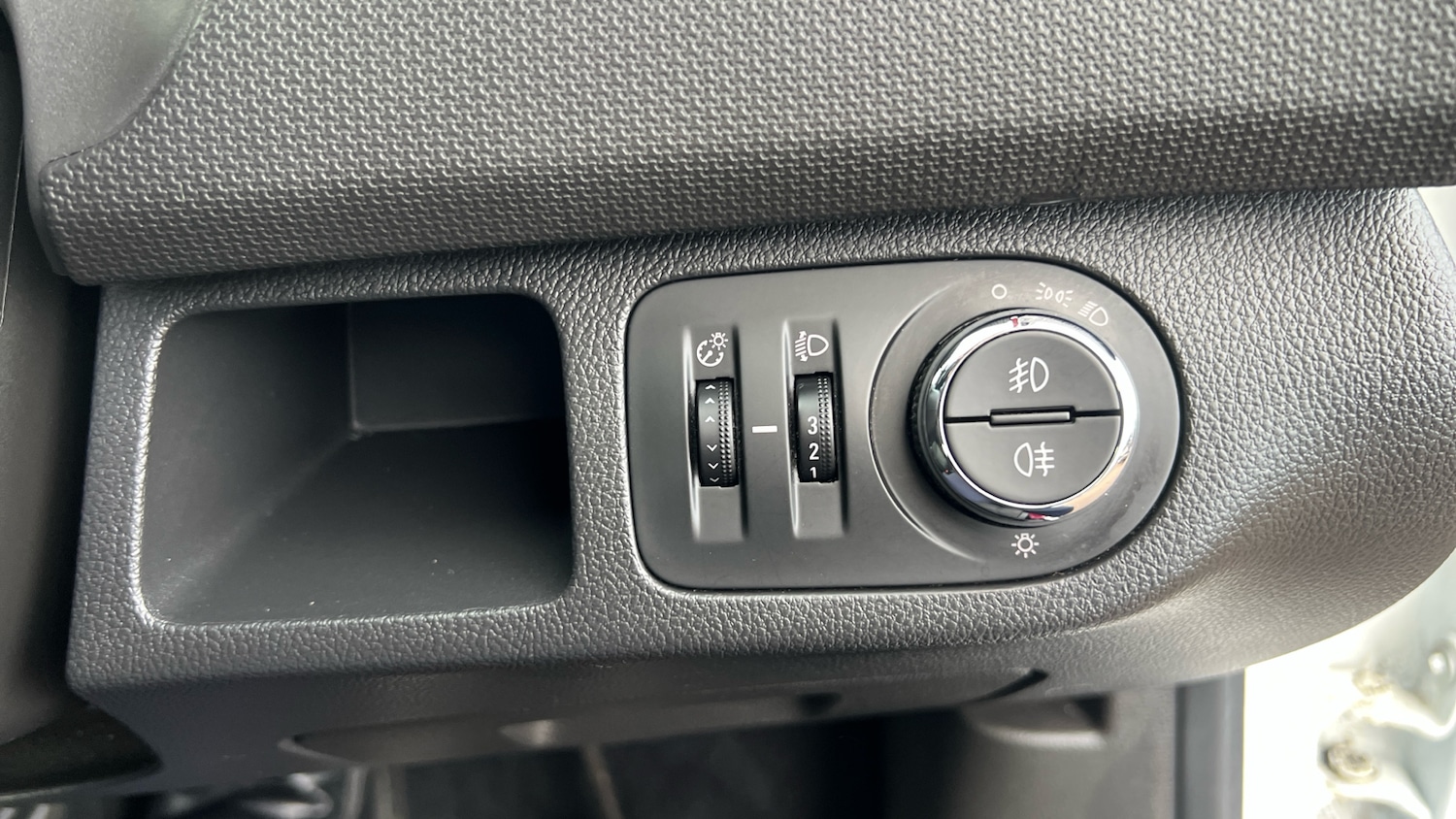 Used Vauxhall Meriva 2017 for sale - 77189099: Photo 24