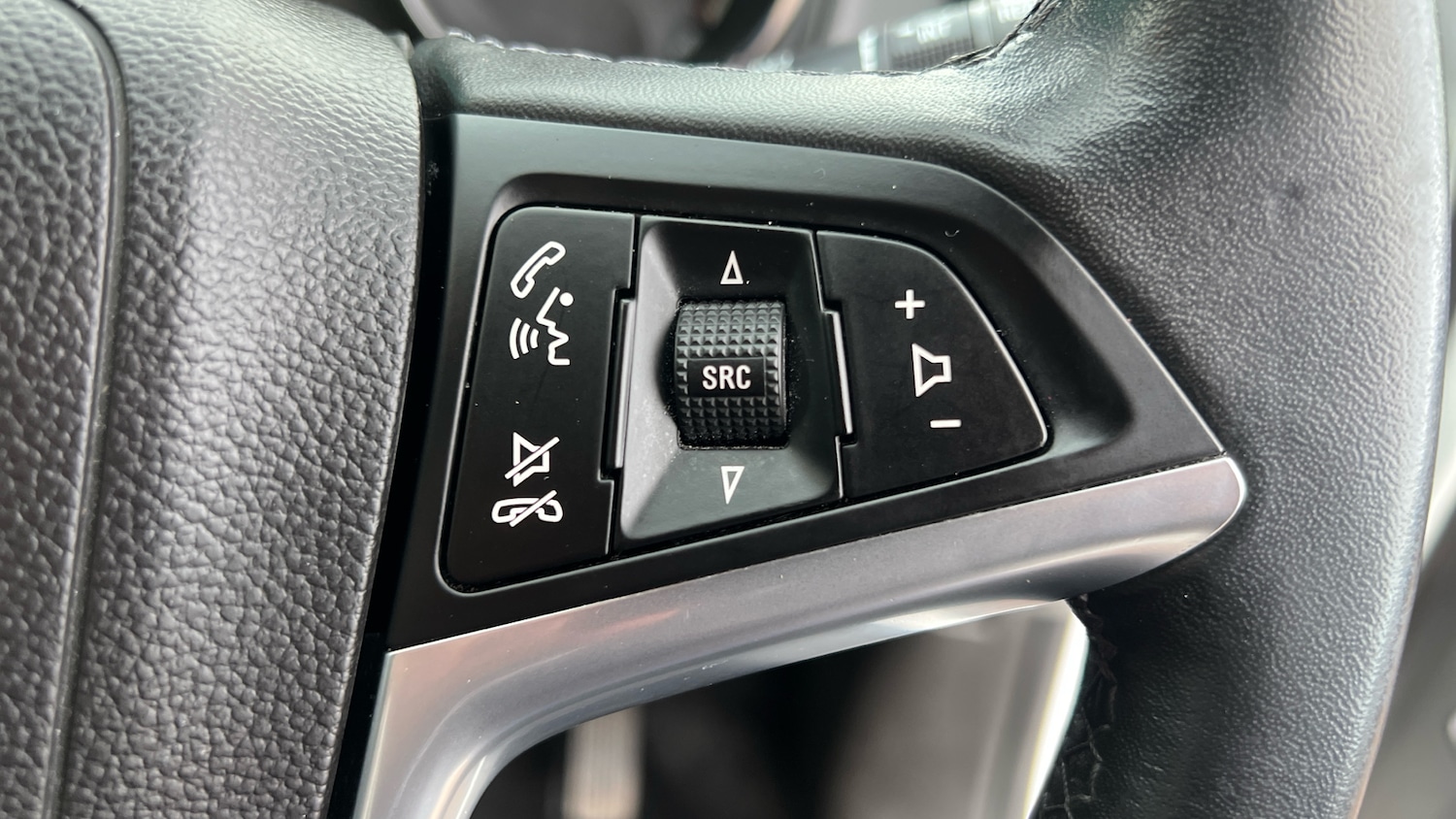 Used Vauxhall Meriva 2017 for sale - 77189099: Photo 25