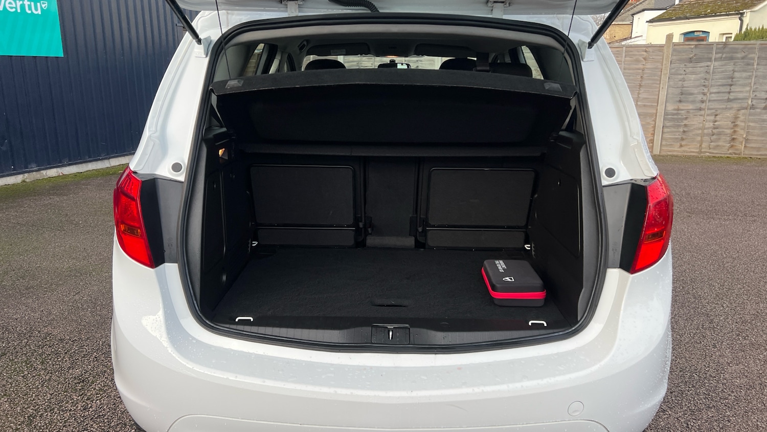 Used Vauxhall Meriva 2017 for sale - 77189099: Photo 4