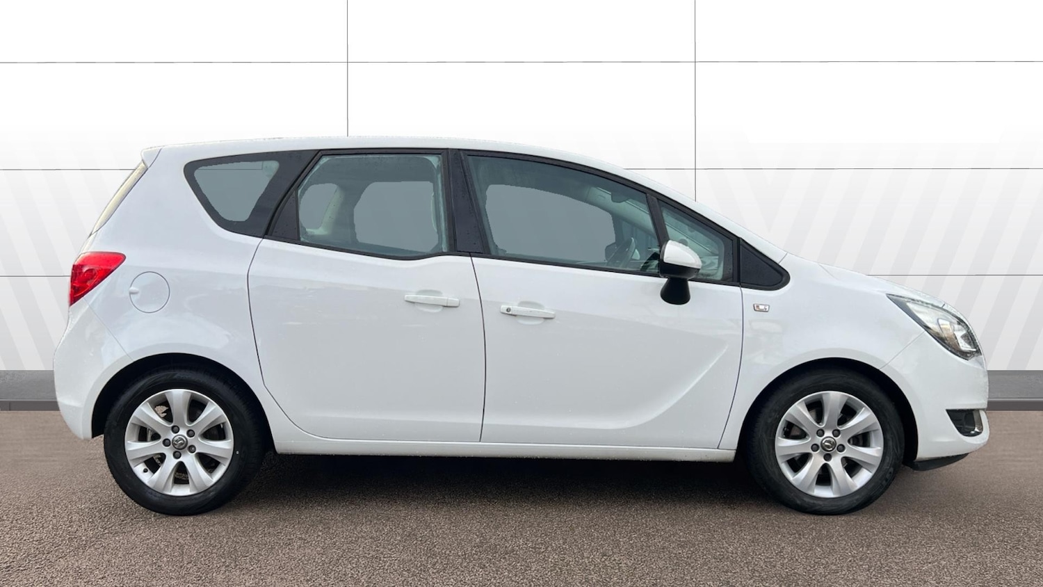 Used Vauxhall Meriva 2017 for sale - 77189099: Photo 5