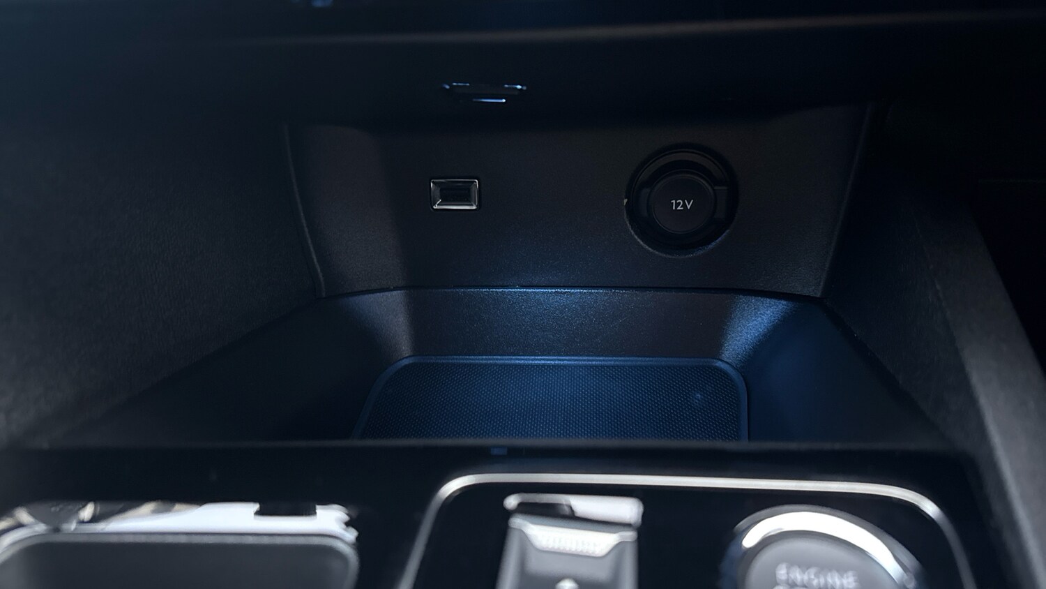 Used Peugeot 3008 2023 for sale - 76694127: Photo 32