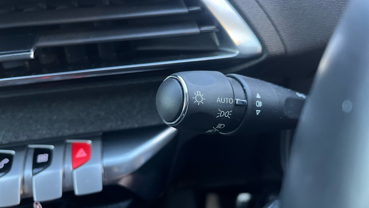 Used Peugeot 5008 2022 for sale - 77403454: Photo 27