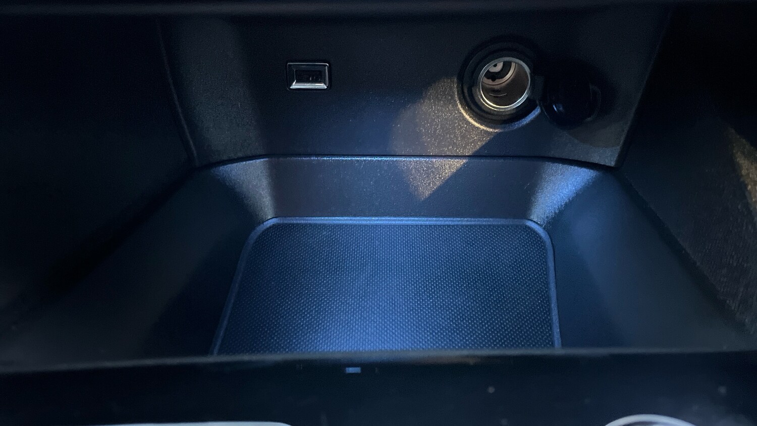 Used Peugeot 5008 2022 for sale - 77403454: Photo 32