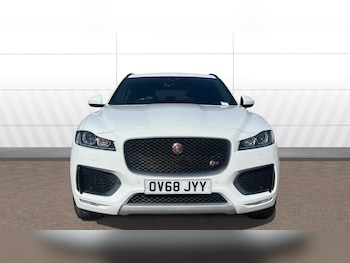 Used Jaguar F-Pace 2018 for sale - 78414618: Photo