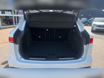 Used Jaguar F-Pace 2018 for sale - 78414618: Photo