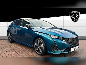 2025 (75) - 1.2 Hybrid 145 GT 5dr e-DSC6 Petrol Hatchback