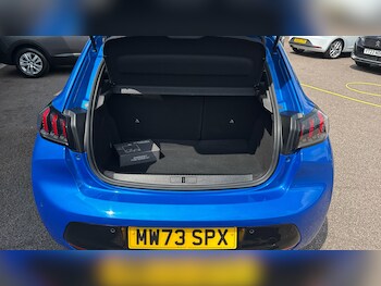 Used Peugeot 208 2023 for sale - 74914420: Photo