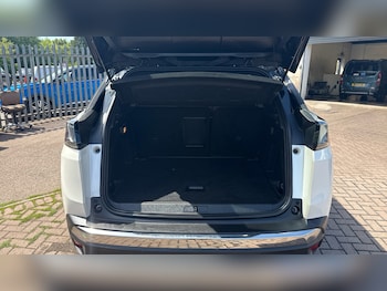 Used Peugeot 3008 2023 for sale - 79068452: Photo