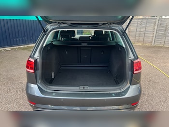 Used Volkswagen Golf 2020 for sale - 77779029: Photo