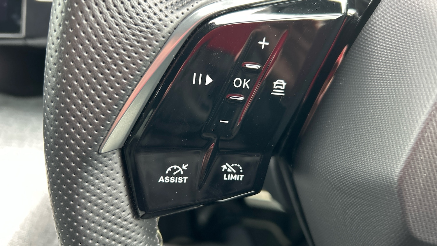 Used Peugeot 5008 2024 for sale - 77990475: Photo 40