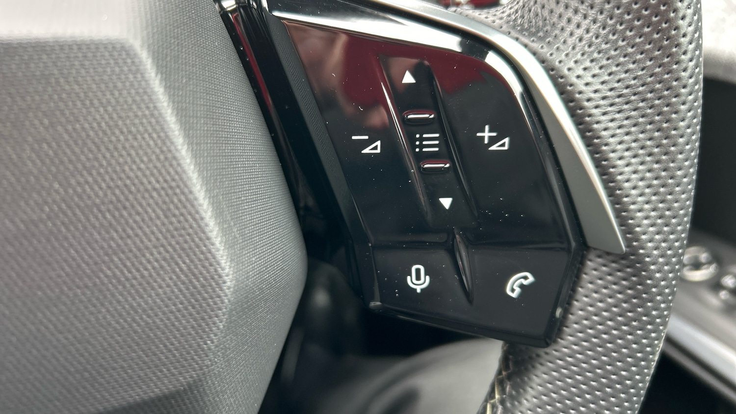 Used Peugeot 5008 2024 for sale - 77990475: Photo 41