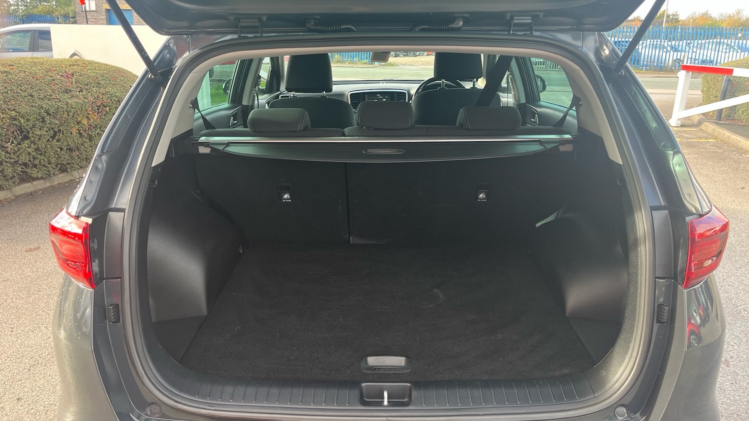 Used Kia Sportage 2018 for sale - 76618477: Photo 4