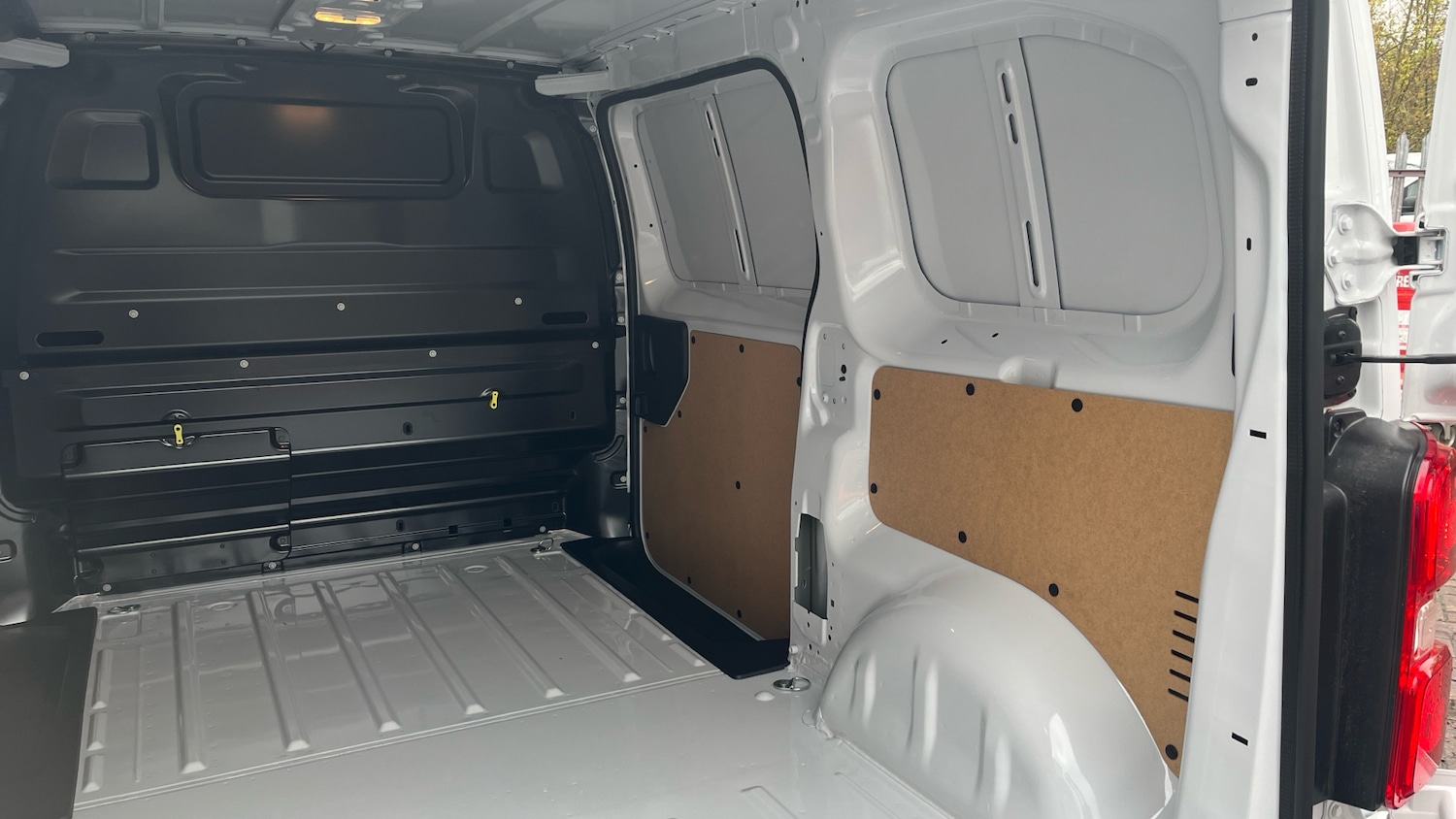 Used Peugeot Expert 2025 for sale - 76206549: Photo 33