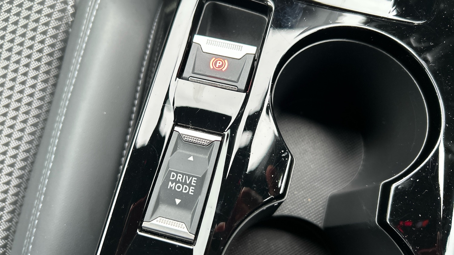 Used Peugeot 208 2020 for sale - 77450288: Photo 27