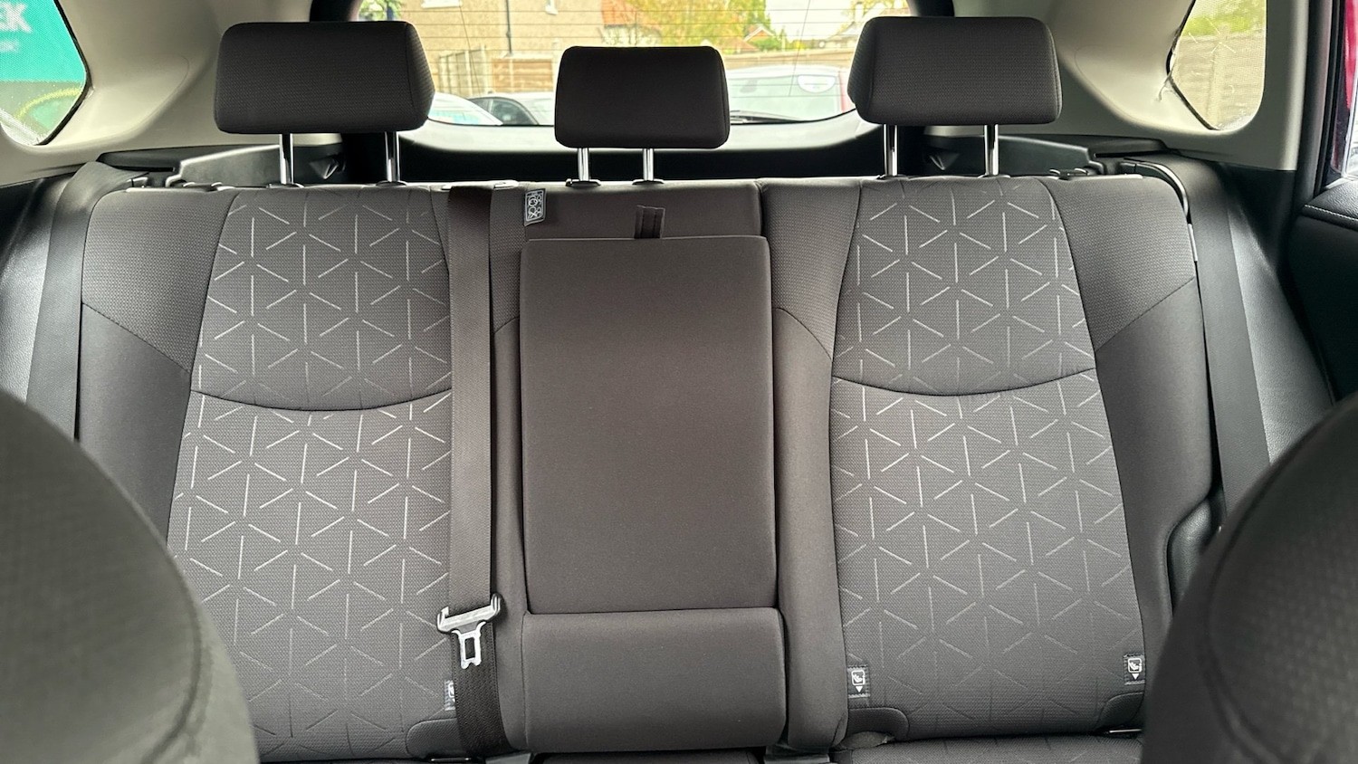 Used Toyota RAV4 2021 for sale - 76718820: Photo 15