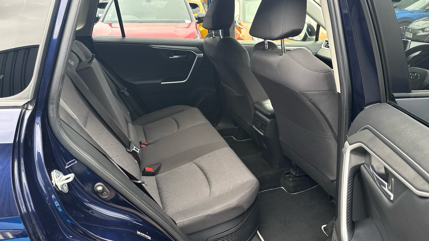 Used Toyota RAV4 2021 for sale - 76718820: Photo 16