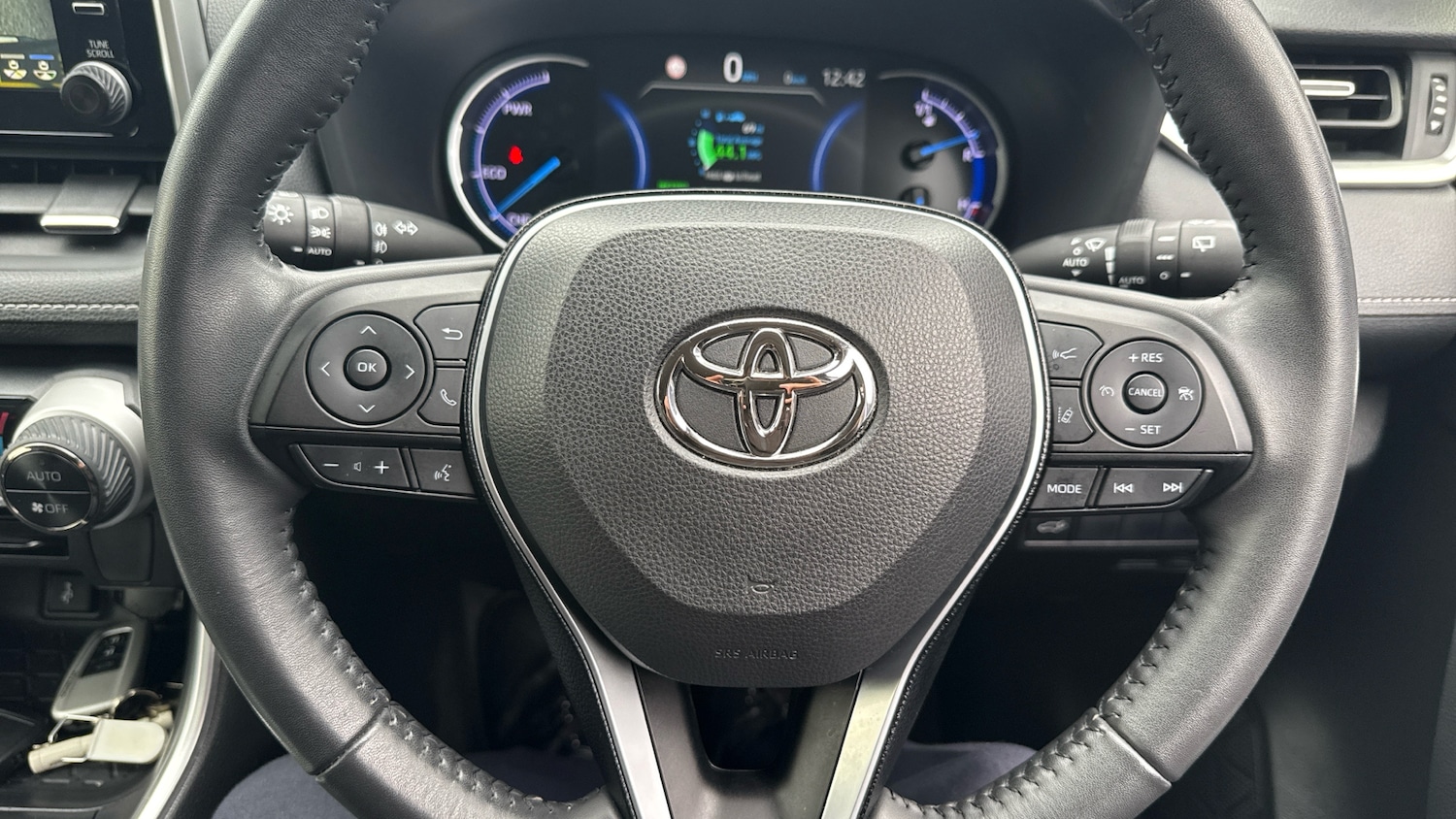 Used Toyota RAV4 2021 for sale - 76718820: Photo 31