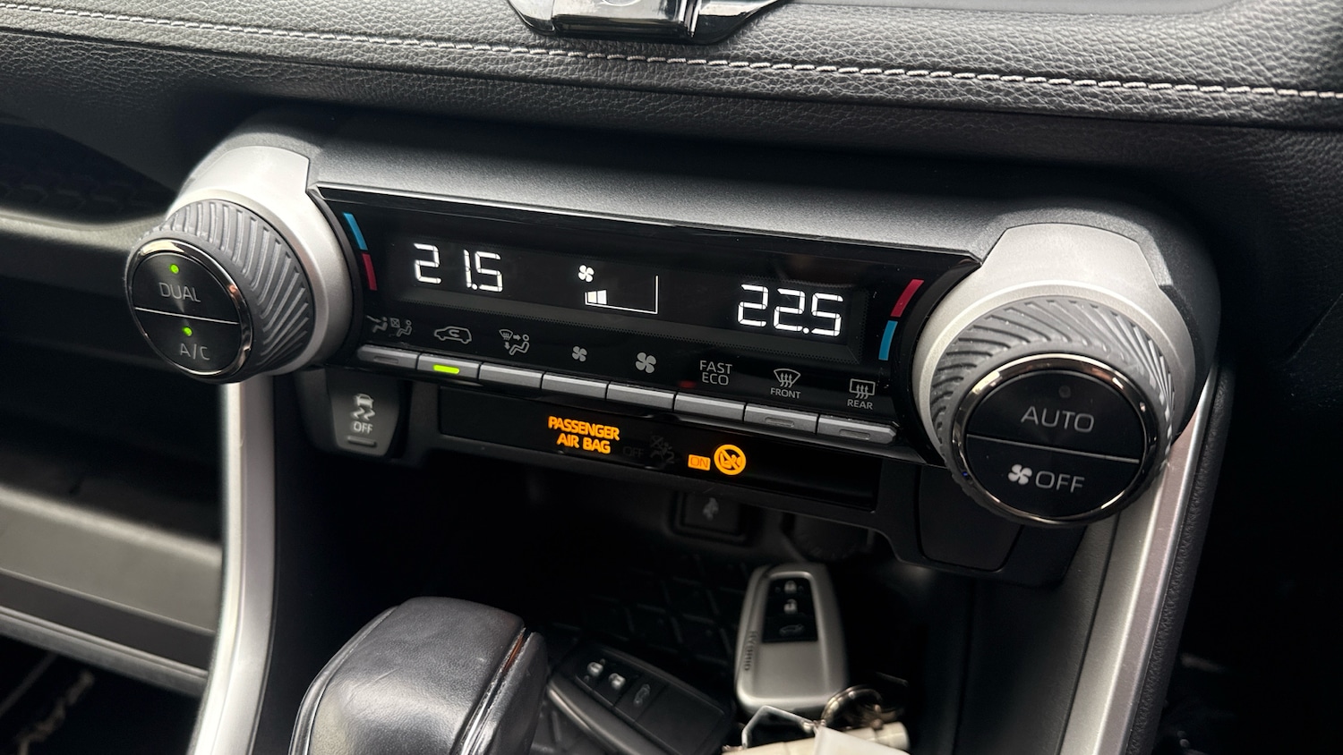 Used Toyota RAV4 2021 for sale - 76718820: Photo 39