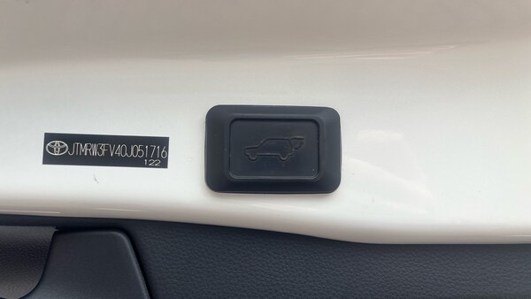 Used Toyota RAV4 2020 for sale - 76209239: Photo 22