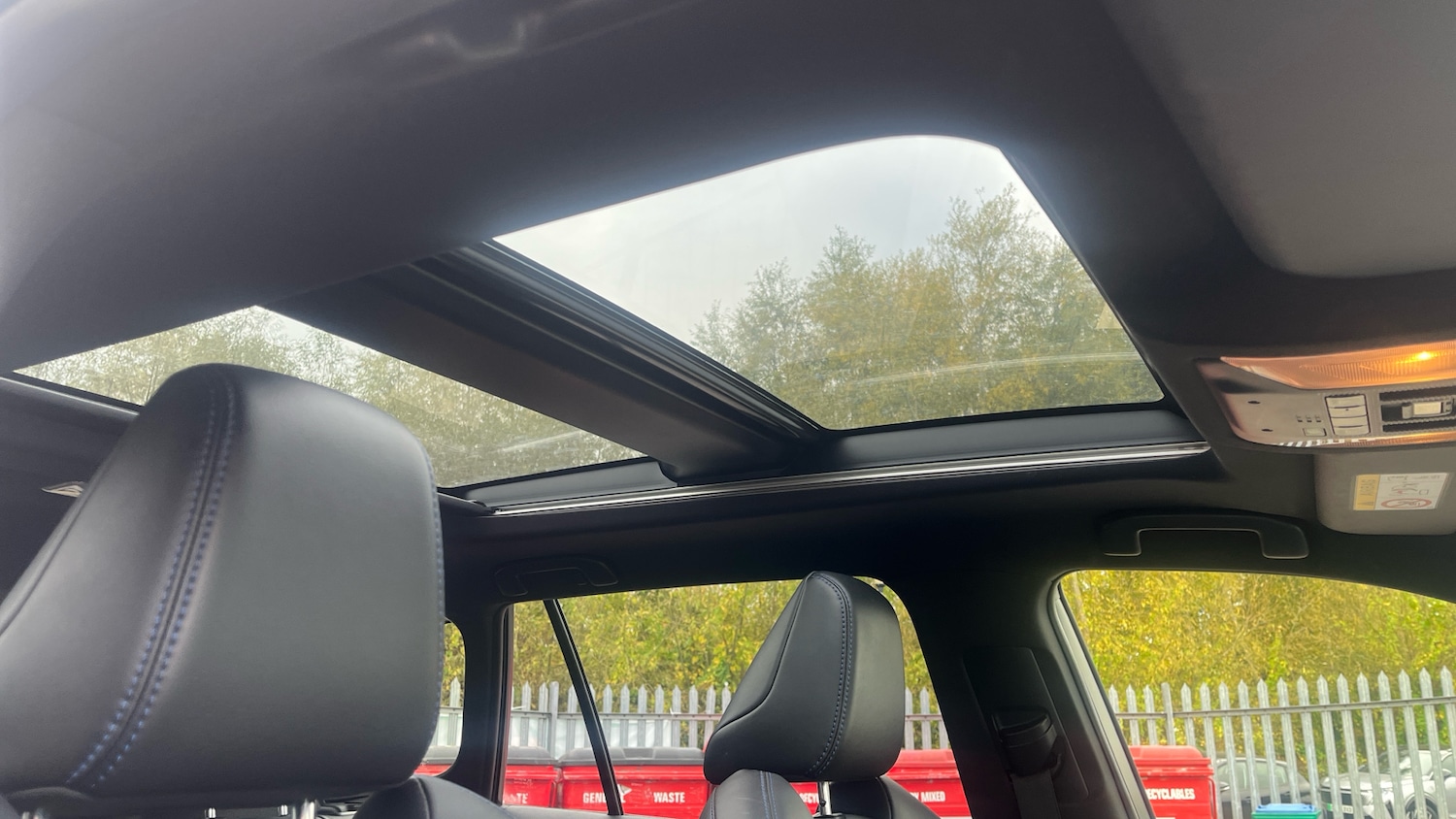 Used Toyota RAV4 2020 for sale - 76209239: Photo 32