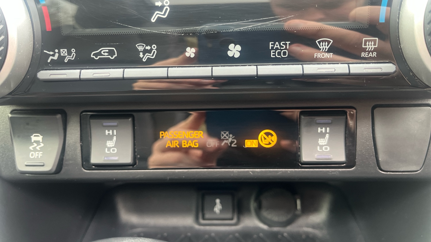 Used Toyota RAV4 2020 for sale - 76209239: Photo 33