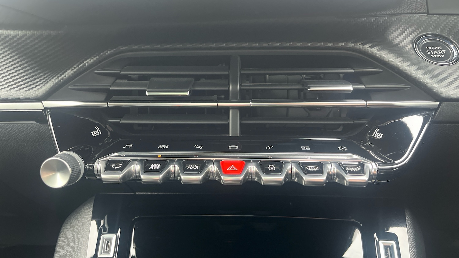 Used Peugeot 2008 2020 for sale - 76567706: Photo 19