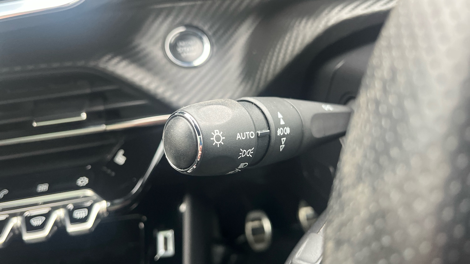 Used Peugeot 2008 2020 for sale - 76567706: Photo 23