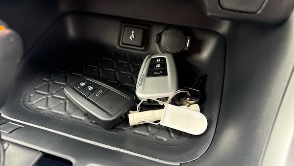 Used Toyota RAV4 2021 for sale - 76232241: Photo 20