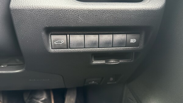 Used Toyota RAV4 2021 for sale - 76232241: Photo 30
