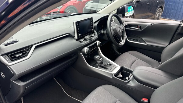 Used Toyota RAV4 2021 for sale - 76232241: Photo 9