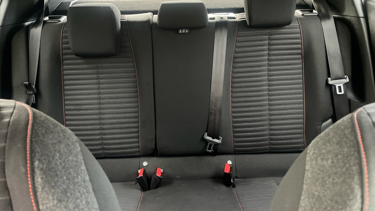 Used Peugeot 2008 2022 for sale - 77502548: Photo 15