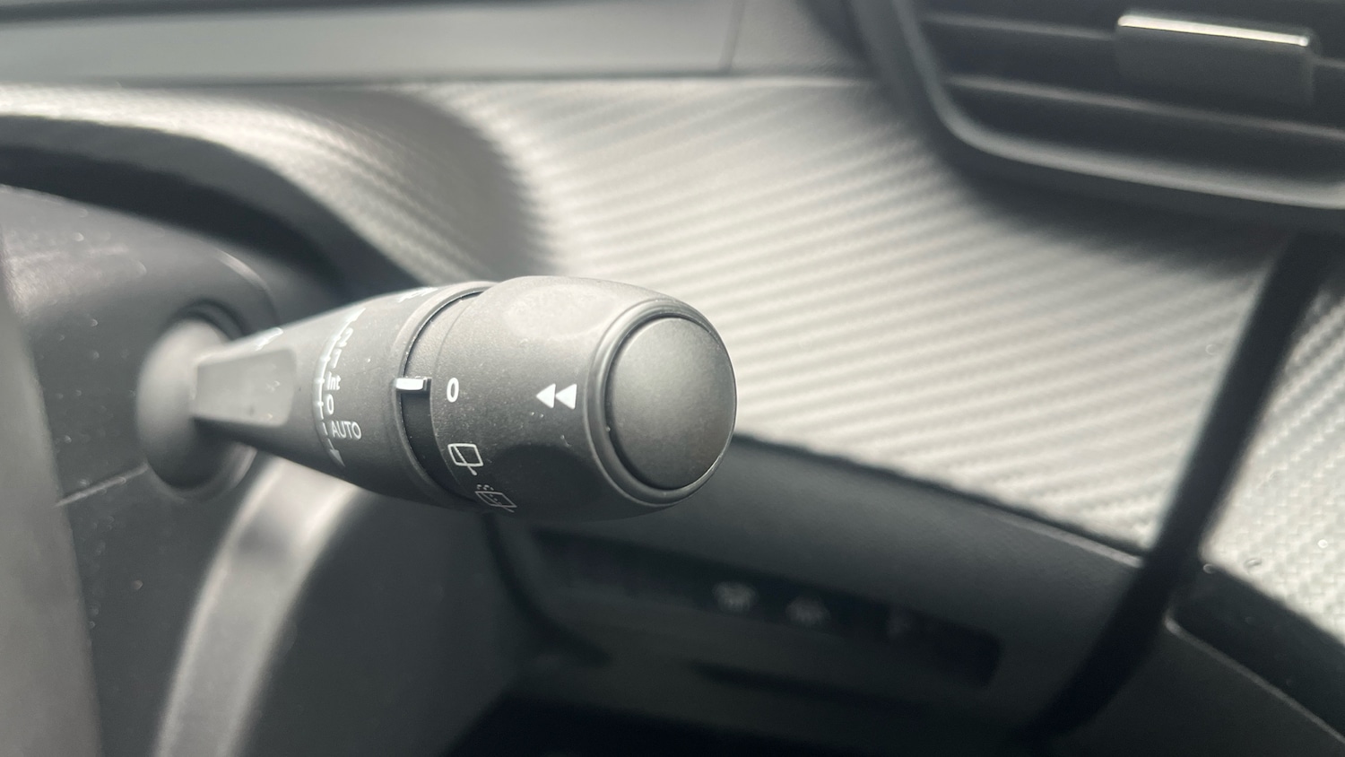 Used Peugeot 2008 2022 for sale - 77502548: Photo 31