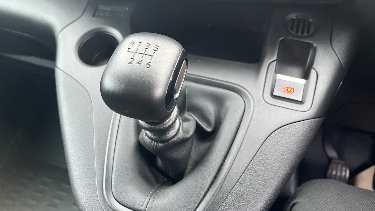 Used Peugeot Partner 2023 for sale - 76707659: Photo 13