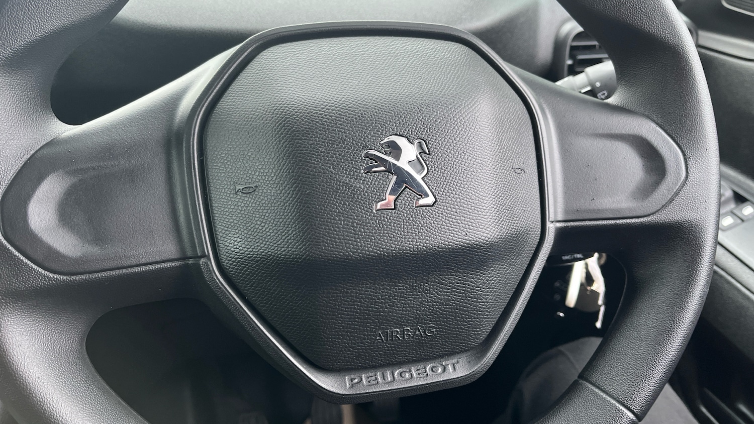 Used Peugeot Partner 2023 for sale - 76707659: Photo 21