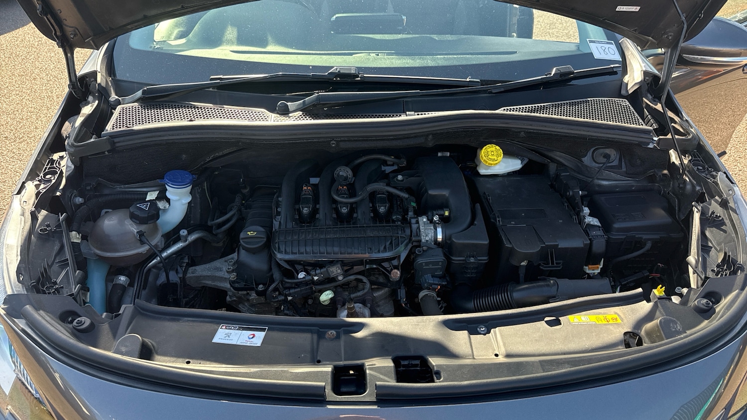 Used Peugeot 2008 2019 for sale - 76384885: Photo 8