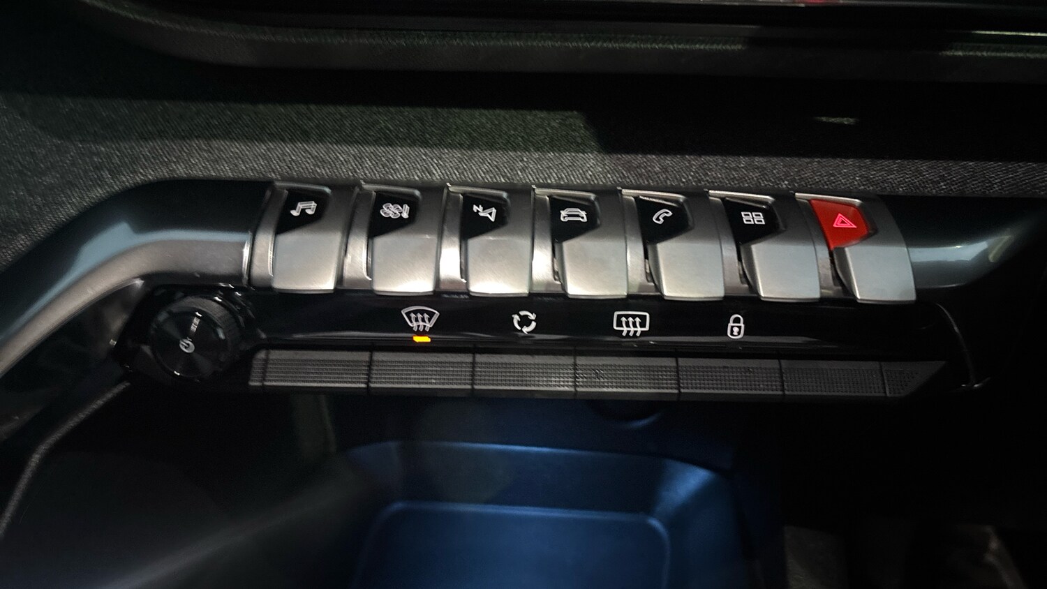 Used Peugeot 5008 2023 for sale - 76687062: Photo 32